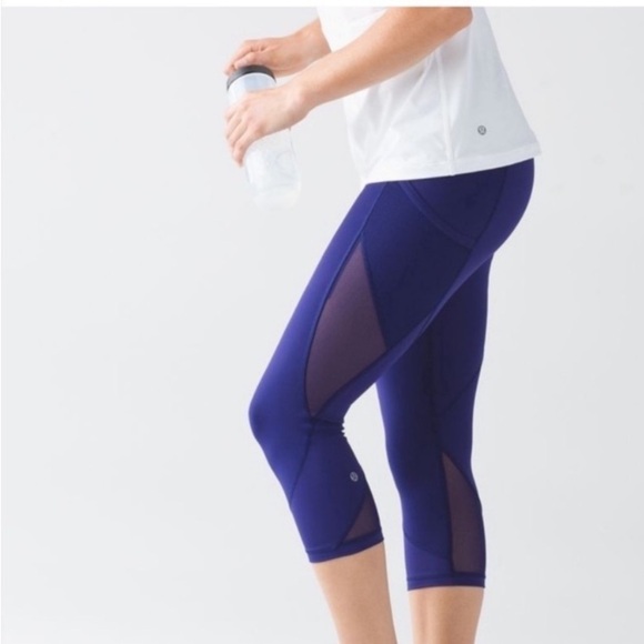 Lululemon NWT Fast As Light Crop Capri Sheer Mesh Workout Leggings Sz 4 Workout - Picture 1 of 16